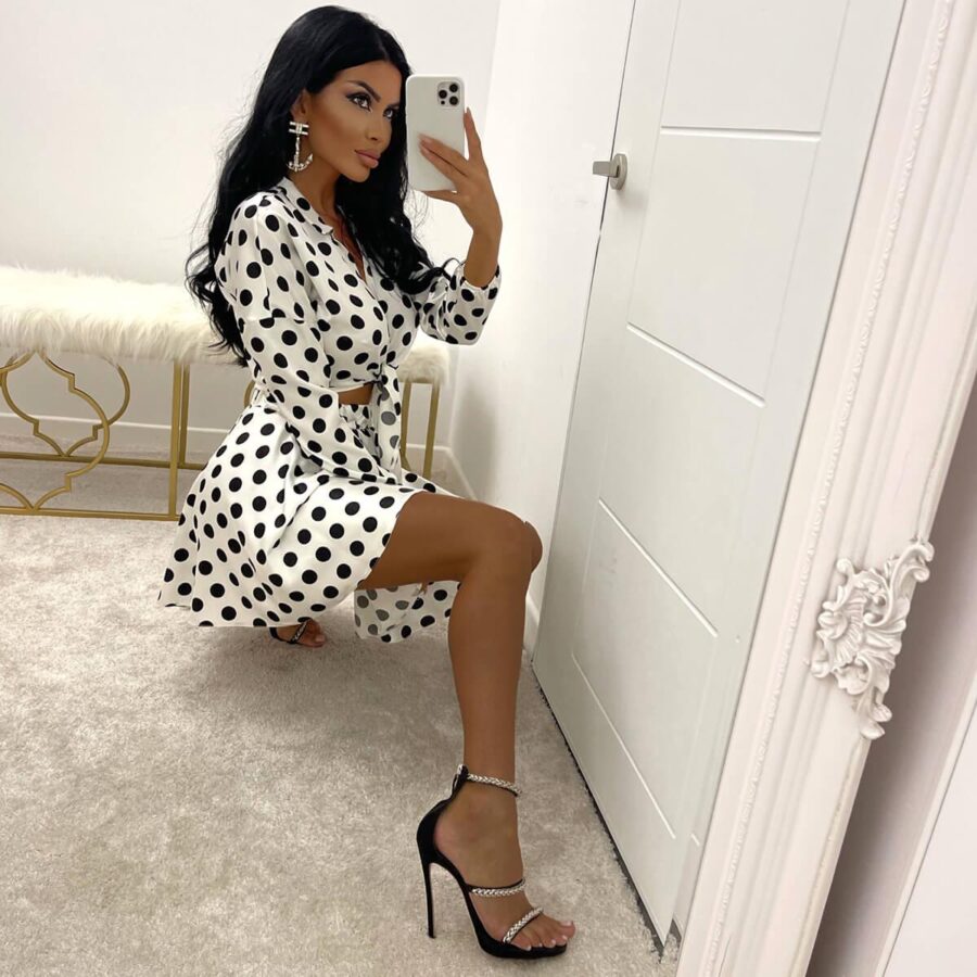 Francesca Sets Dots