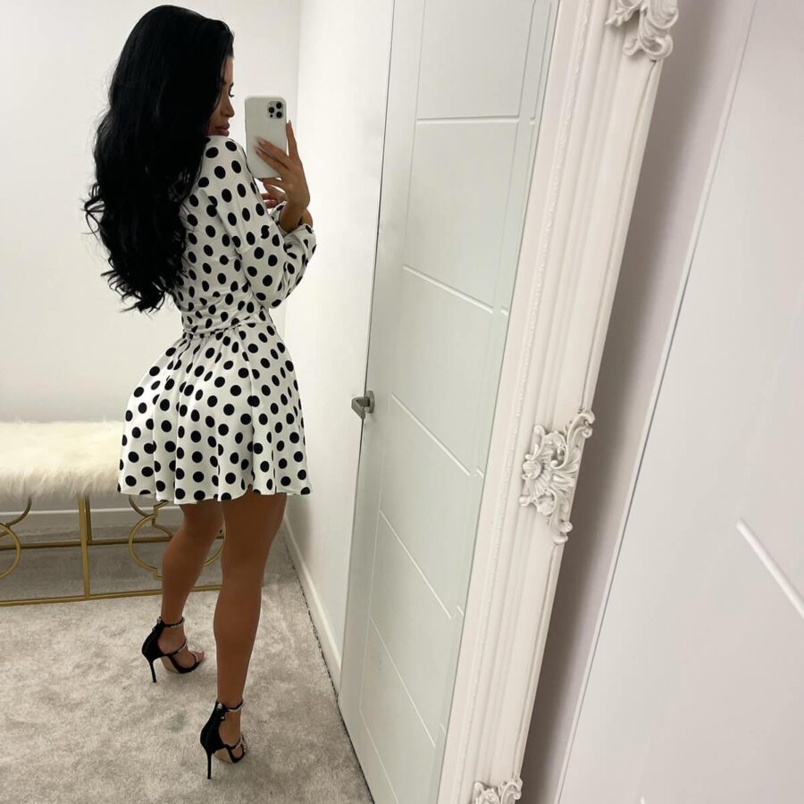 Francesca Sets Dots