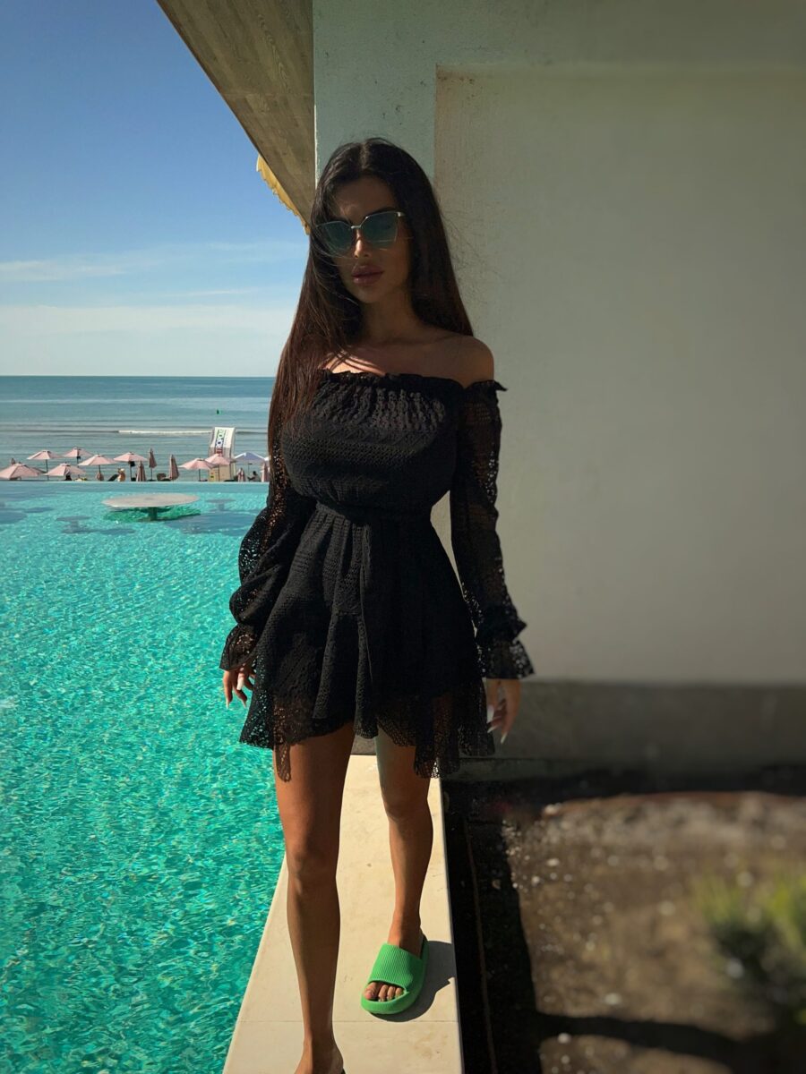 Ramons dress - imagine 3