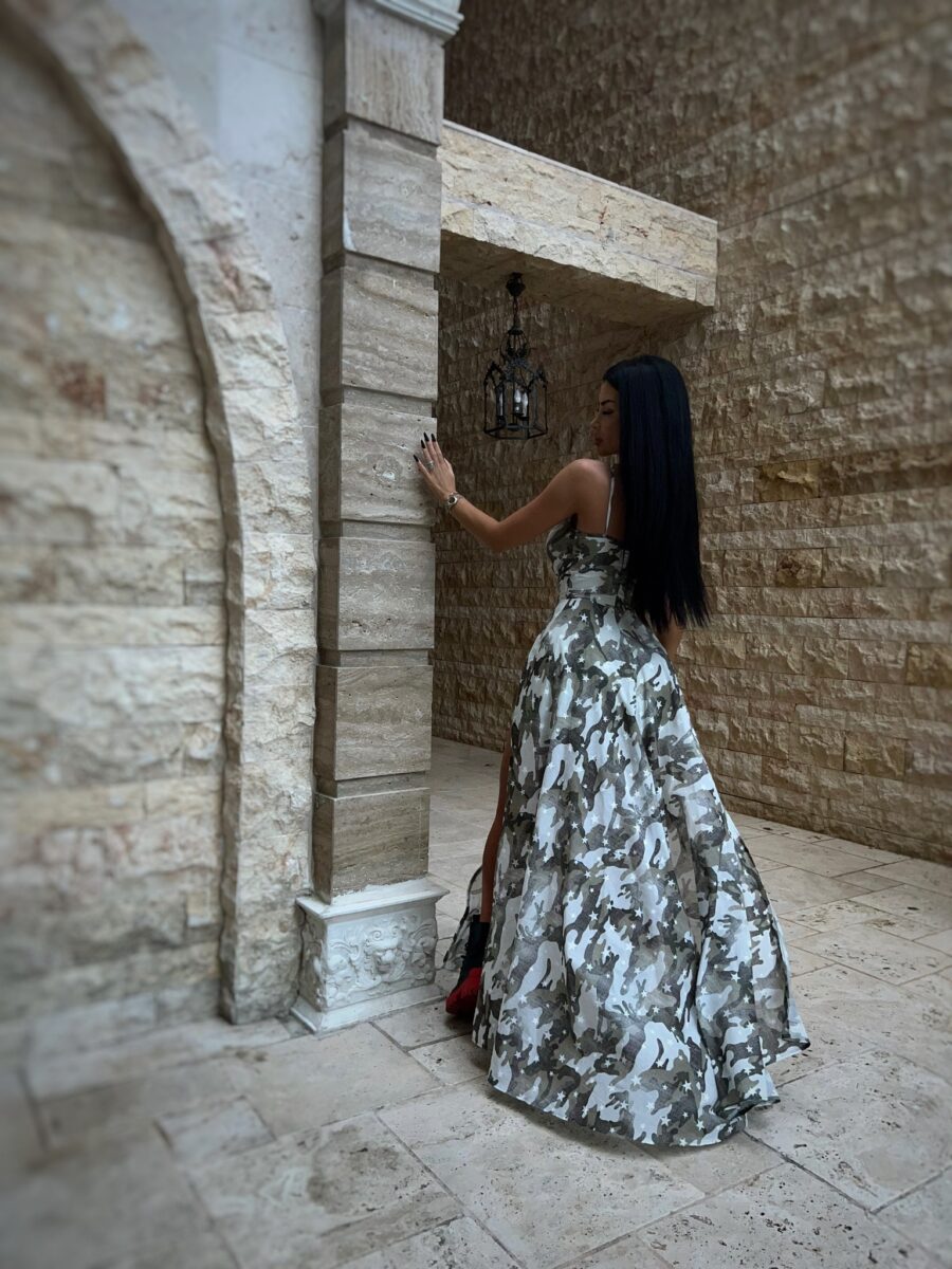 Stars dress - Image 3