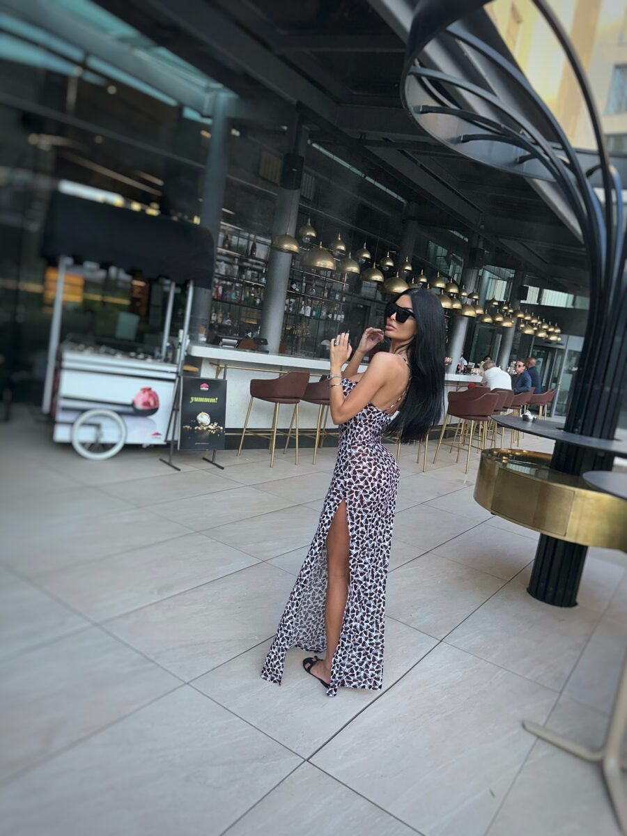 Larry dress