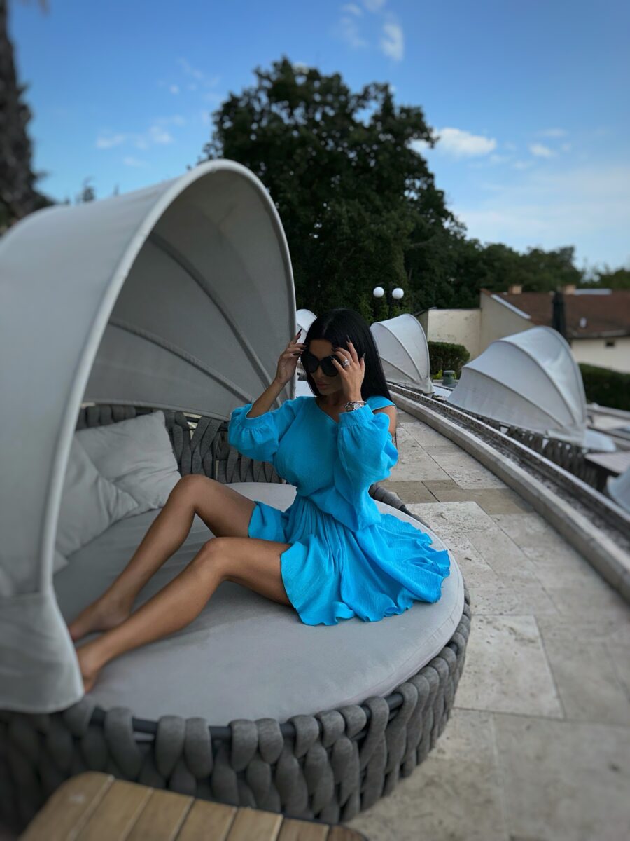 Blue dress - Image 3