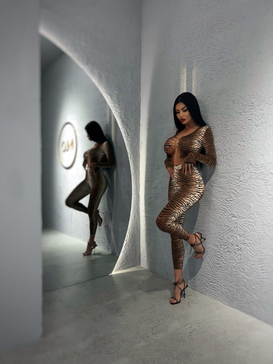 Kamari set - Image 2